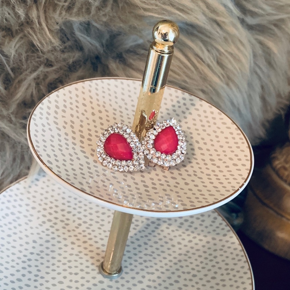 🎉HP🎉 Dazzling Glam Pave Pear Earrings